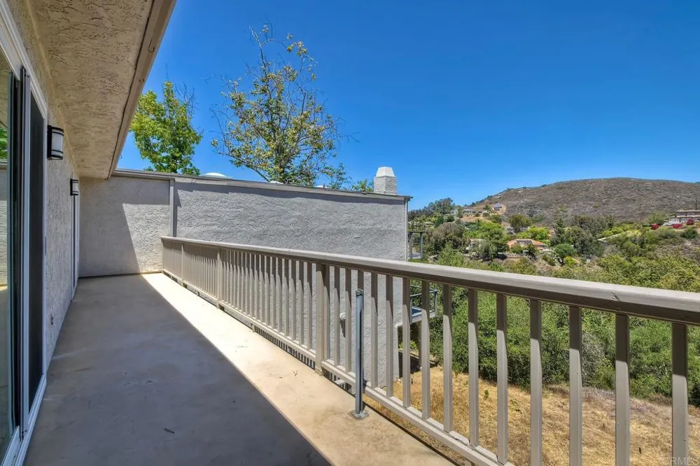 3192 Via De Caballo Encinitas, CA 92024