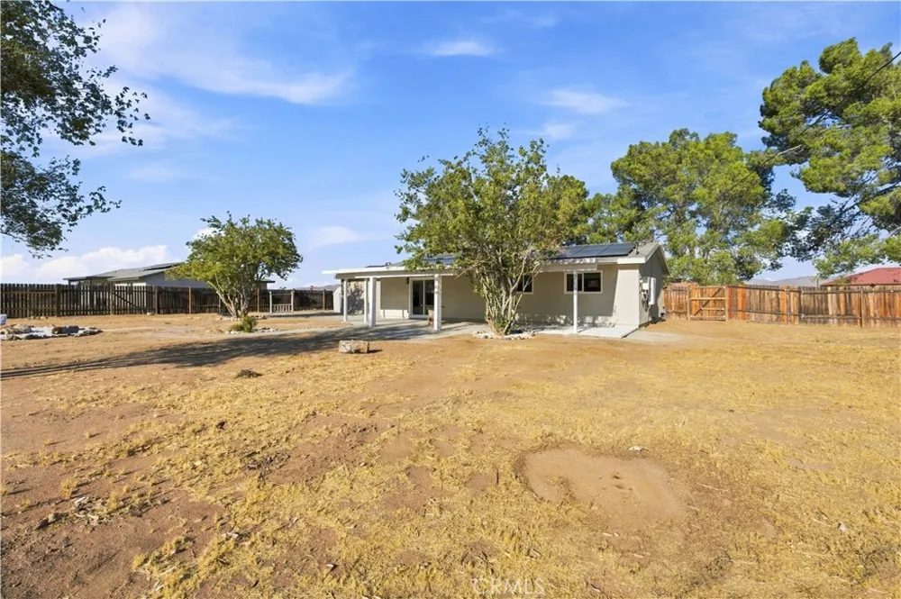 16070 Winnebago Apple Valley, CA 92307