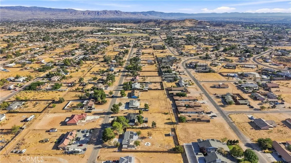 16070 Winnebago Apple Valley, CA 92307