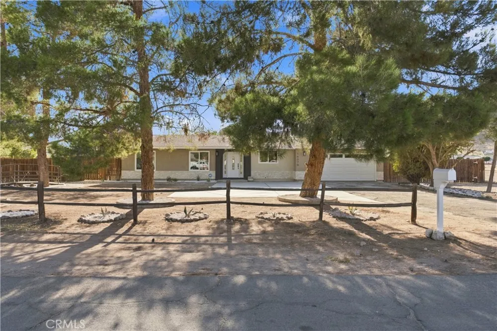 16070 Winnebago Apple Valley, CA 92307