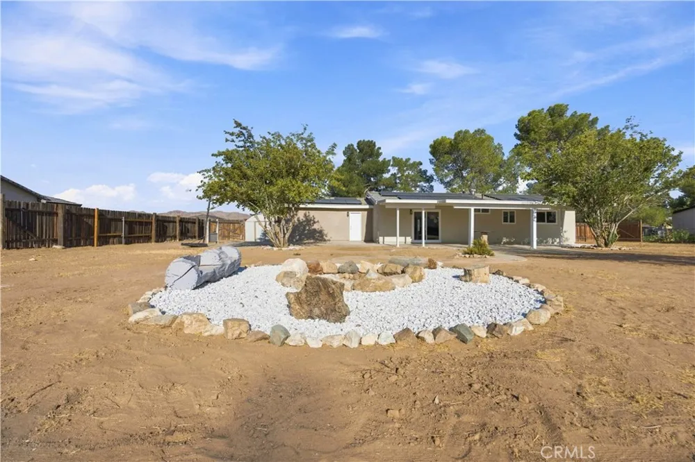 16070 Winnebago Apple Valley, CA 92307