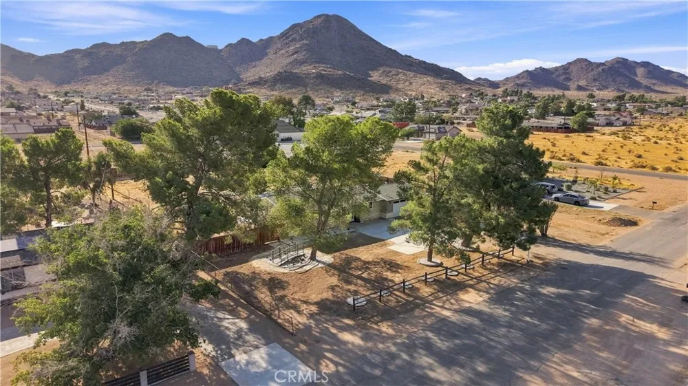 16070 Winnebago Apple Valley, CA 92307