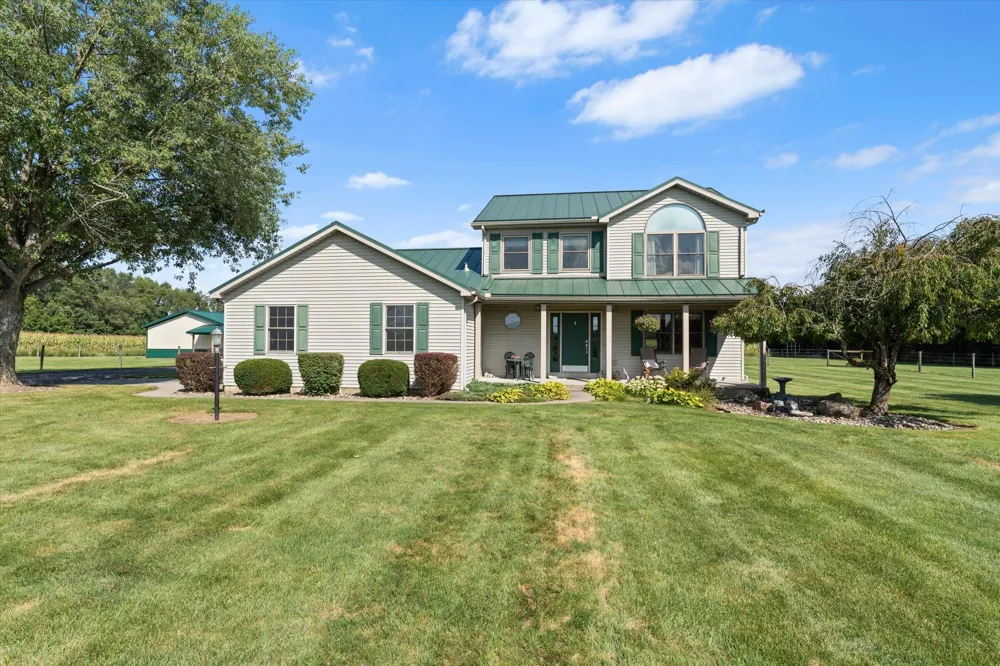 70345 Deer Run Edwardsburg, MI 49112