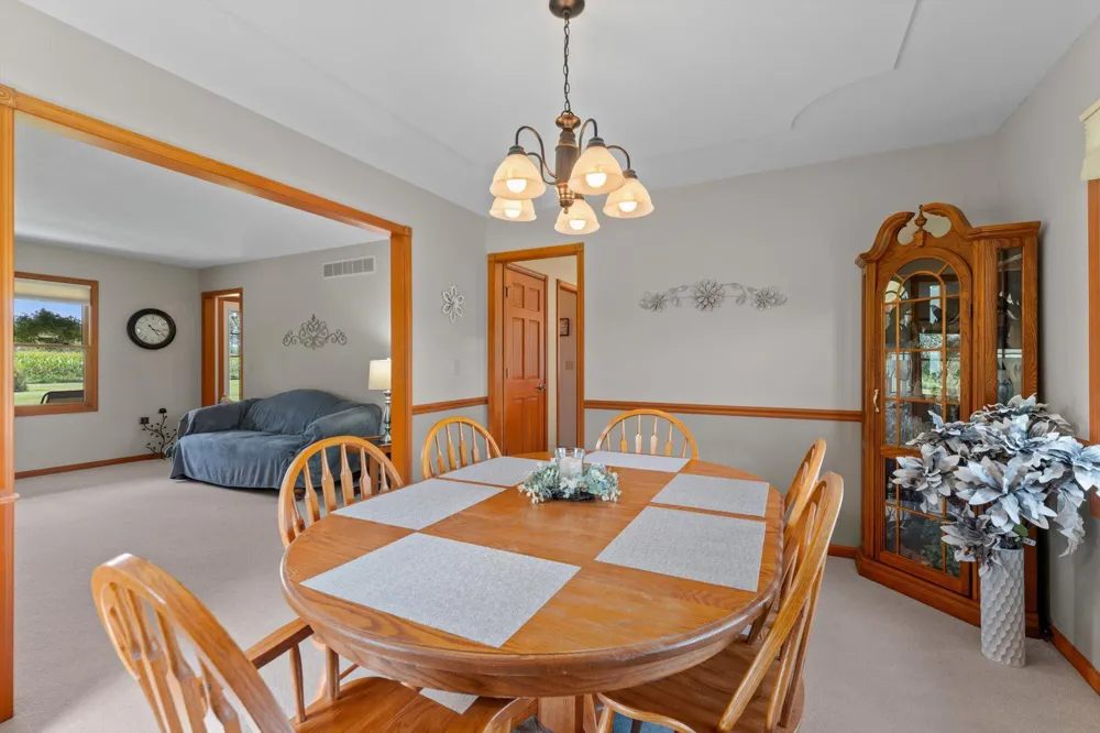 70345 Deer Run Edwardsburg, MI 49112