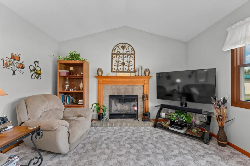 70345 Deer Run Edwardsburg, MI 49112