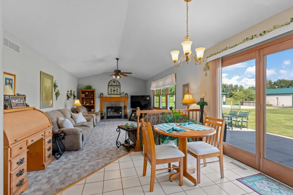 70345 Deer Run Edwardsburg, MI 49112