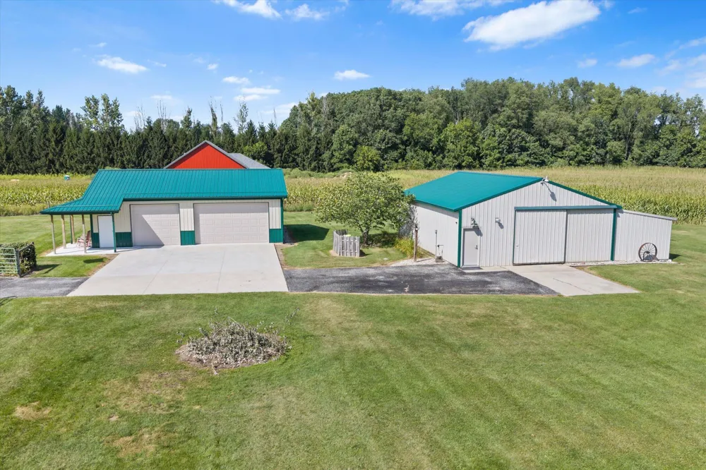 70345 Deer Run Edwardsburg, MI 49112