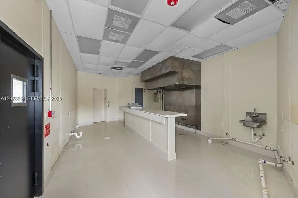 2500 Wilton Dr Wilton Manors, FL 33305