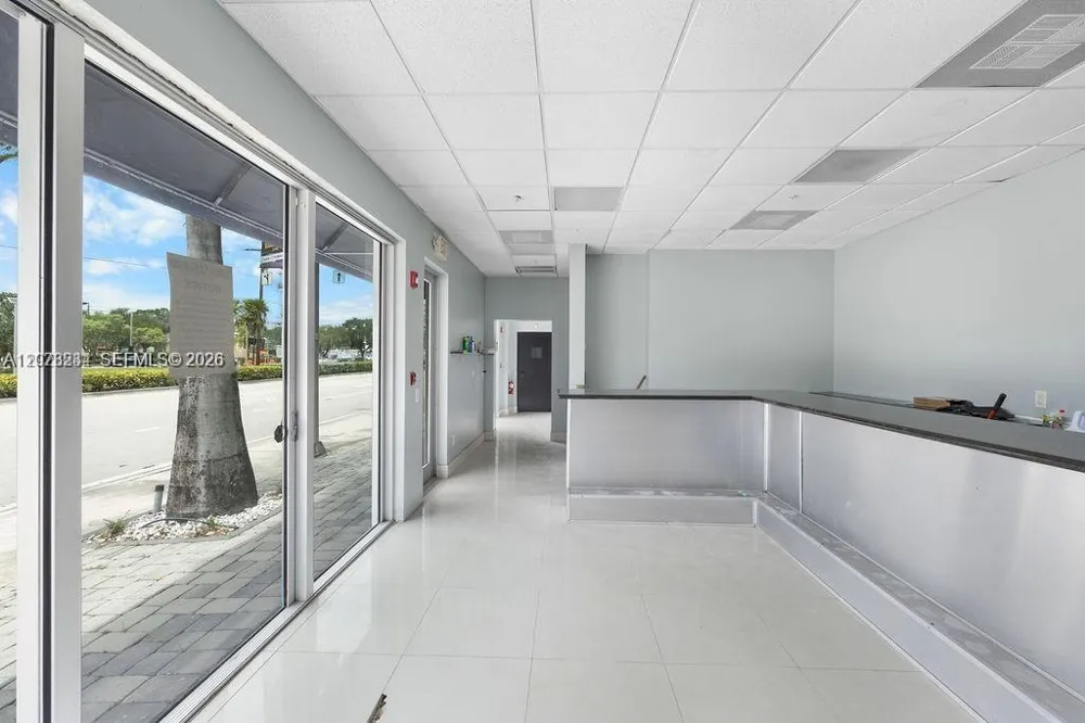 2500 Wilton Dr Wilton Manors, FL 33305