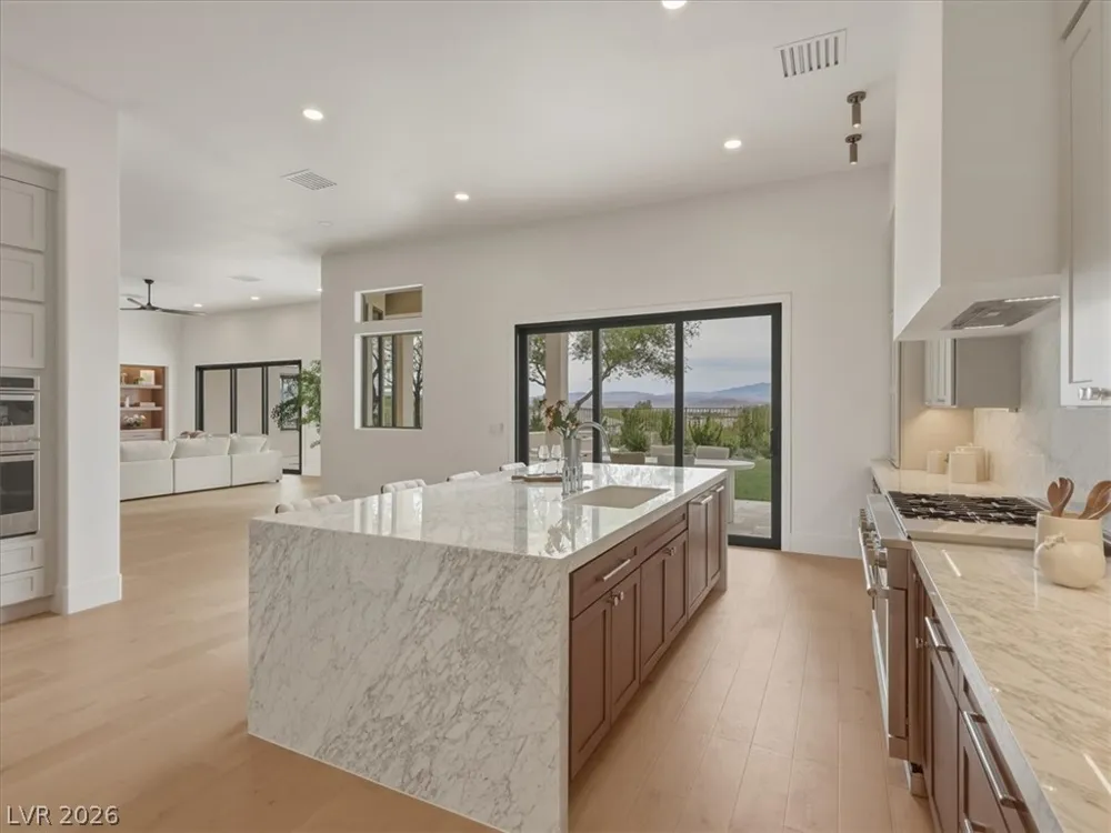 3 Pine Hollow Drive Henderson, NV 89052