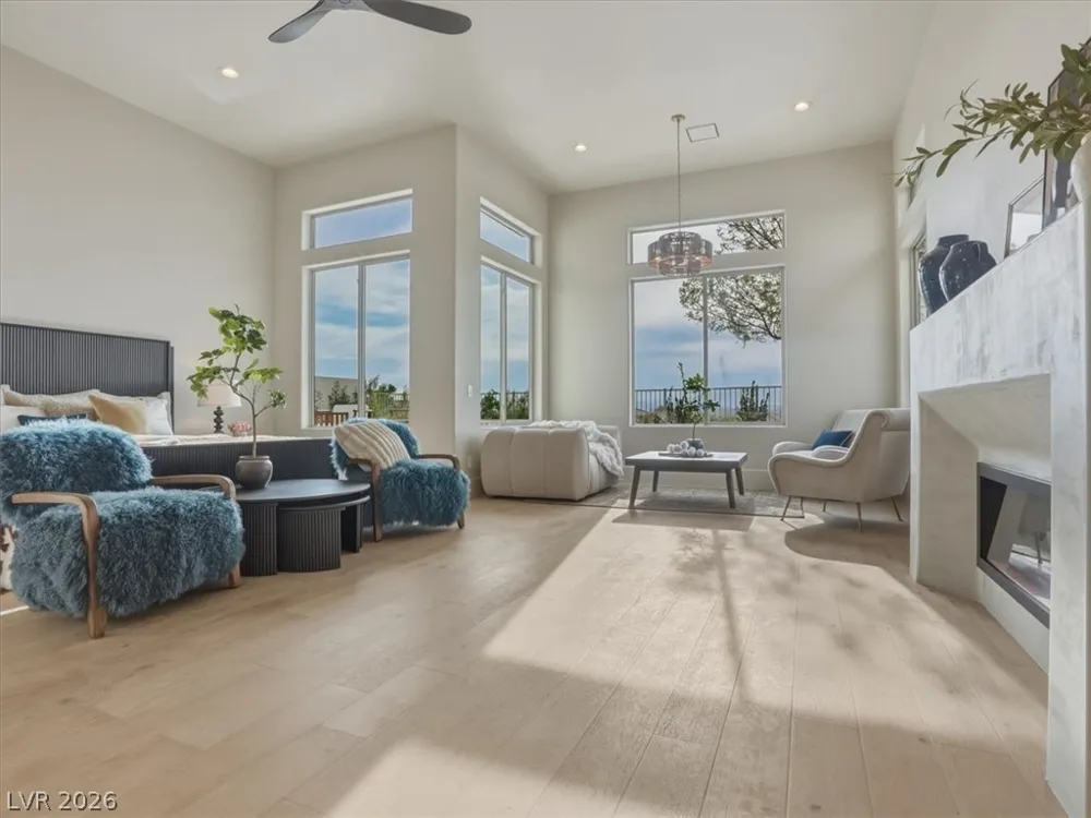 3 Pine Hollow Drive Henderson, NV 89052