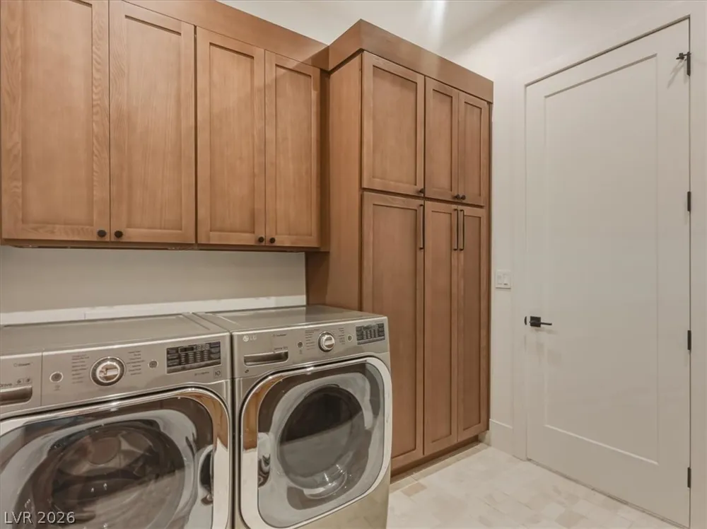 3 Pine Hollow Drive Henderson, NV 89052