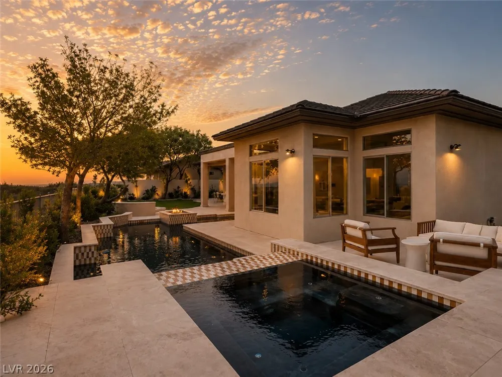 3 Pine Hollow Drive Henderson, NV 89052