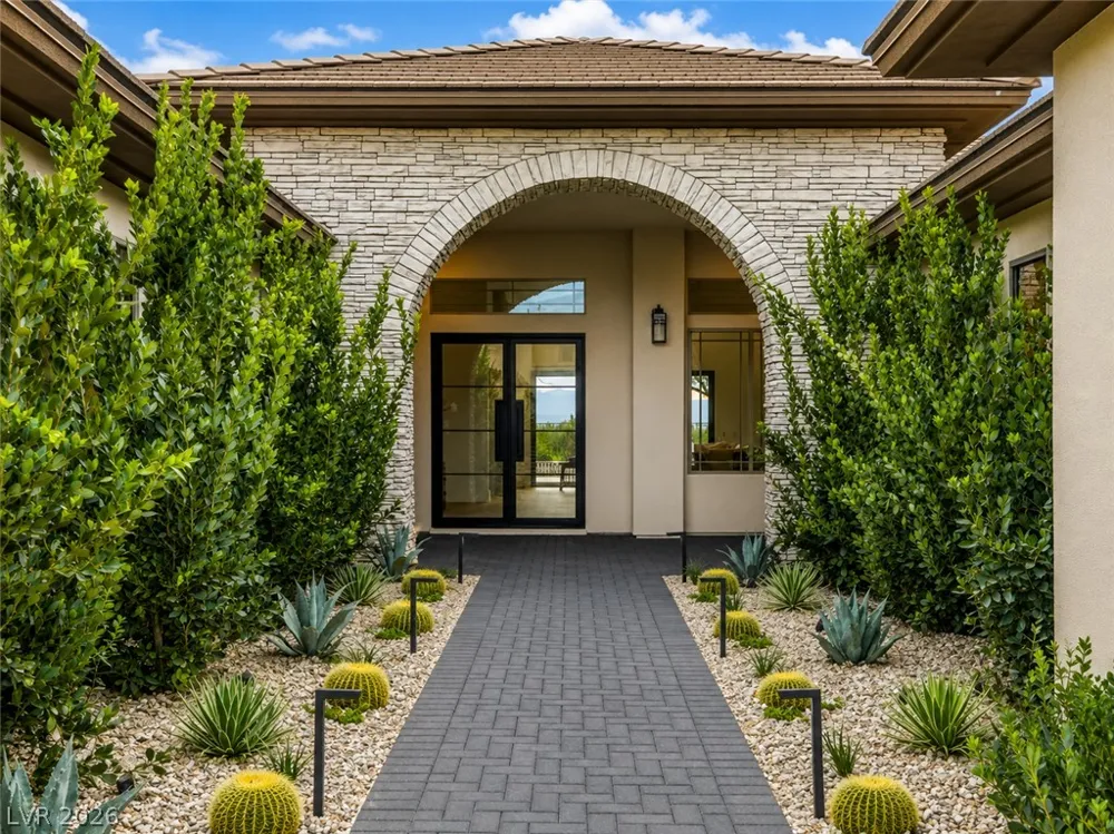 3 Pine Hollow Drive Henderson, NV 89052