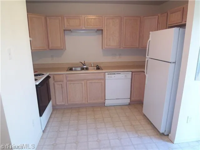 203A Nelson Street Pilot Mountain, NC 27041
