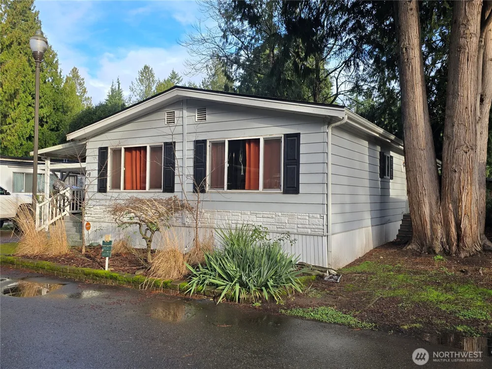900 29th Street SE #D-9 Auburn, WA 98002