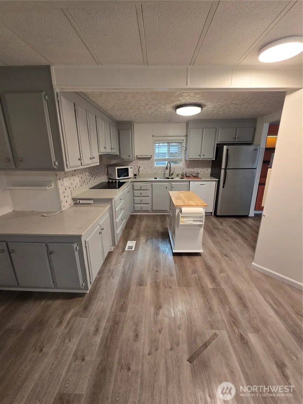 900 29th Street SE #D-9 Auburn, WA 98002