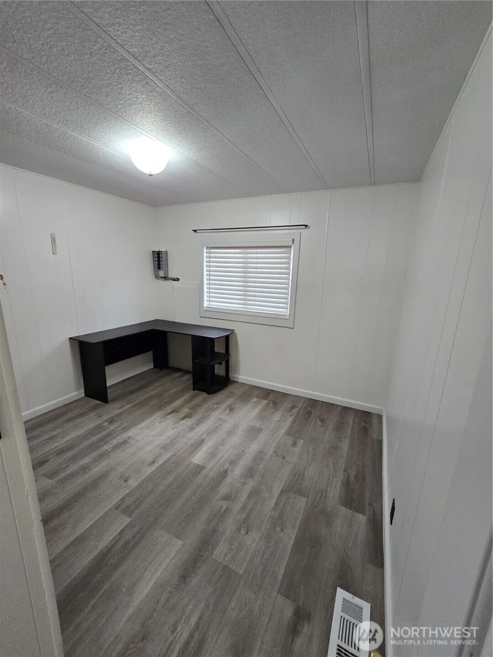 900 29th Street SE #D-9 Auburn, WA 98002