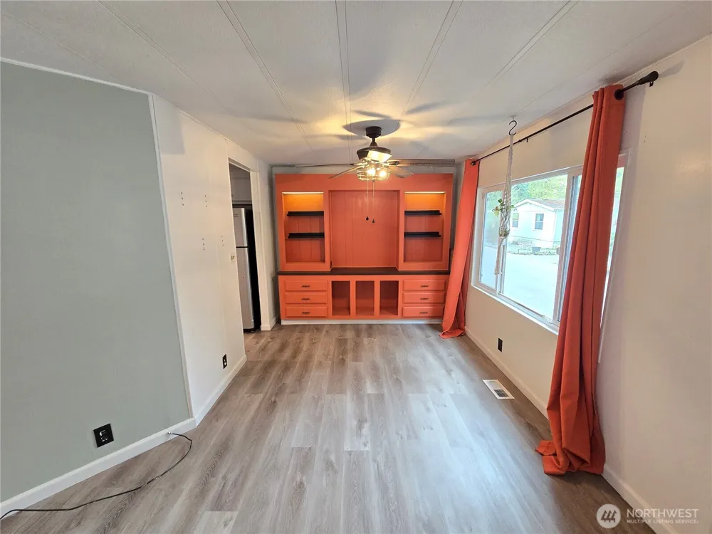 900 29th Street SE #D-9 Auburn, WA 98002