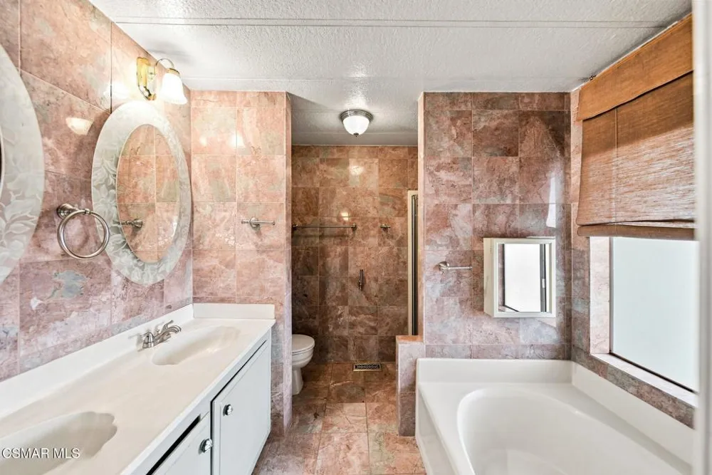 1550 Rory Lane #239 Simi Valley, CA 93063