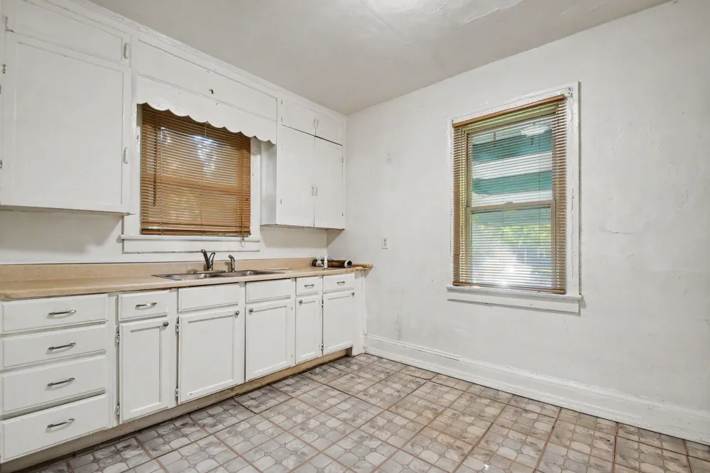 1088 Ogden Avenue Benton Harbor, MI 49022