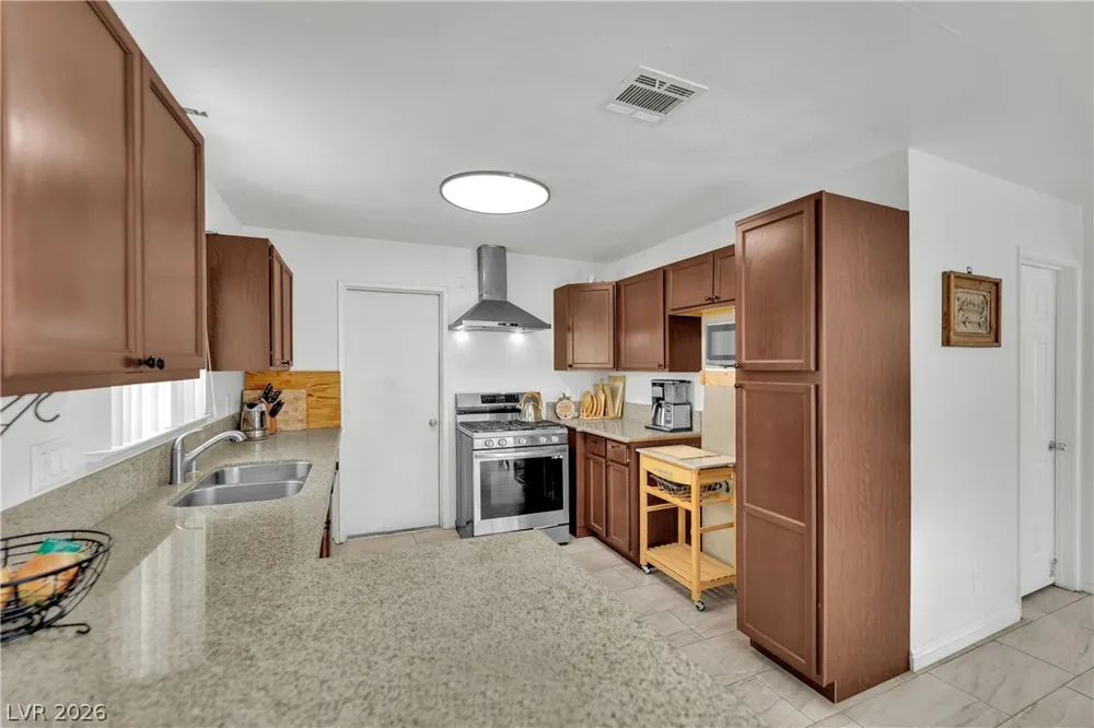 5425 Alpaca Circle Las Vegas, NV 89142