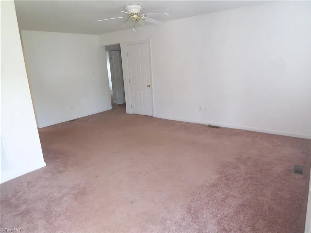 107 Nelson Street Pilot Mountain, NC 27041