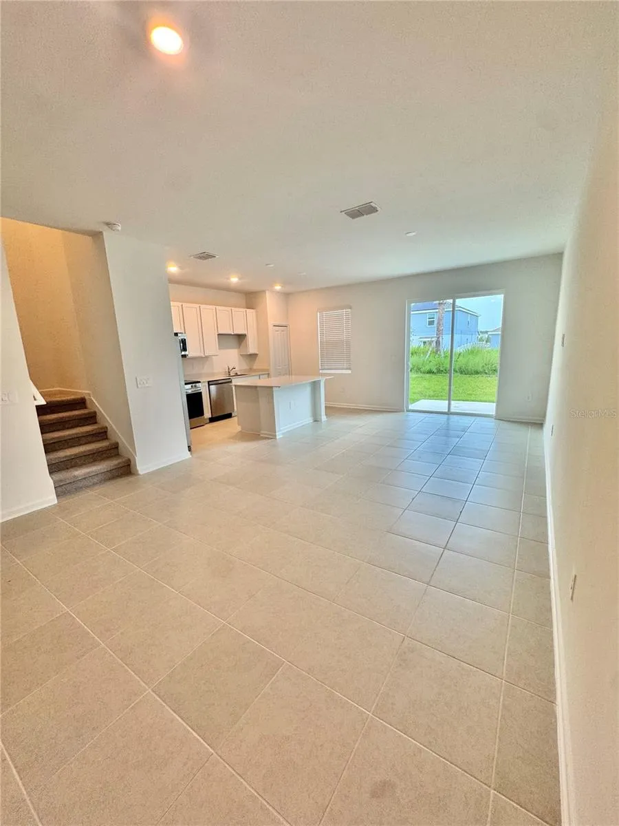 2557 SKYLINE LOOP Kissimmee, FL 34758