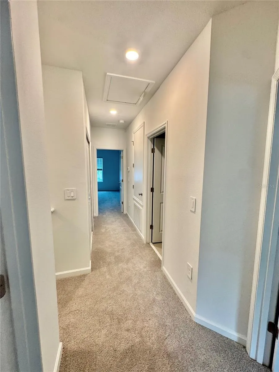 2557 SKYLINE LOOP Kissimmee, FL 34758