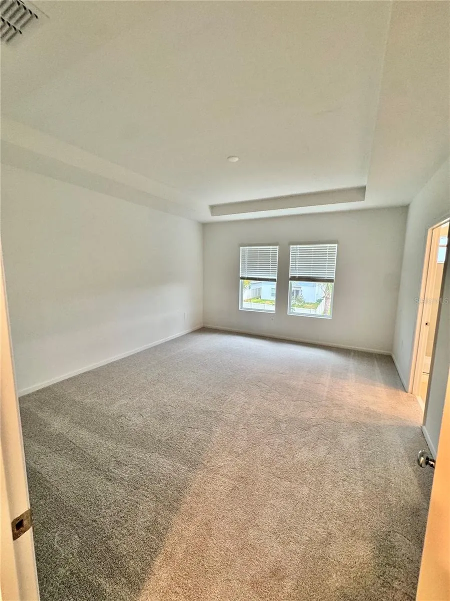 2557 SKYLINE LOOP Kissimmee, FL 34758