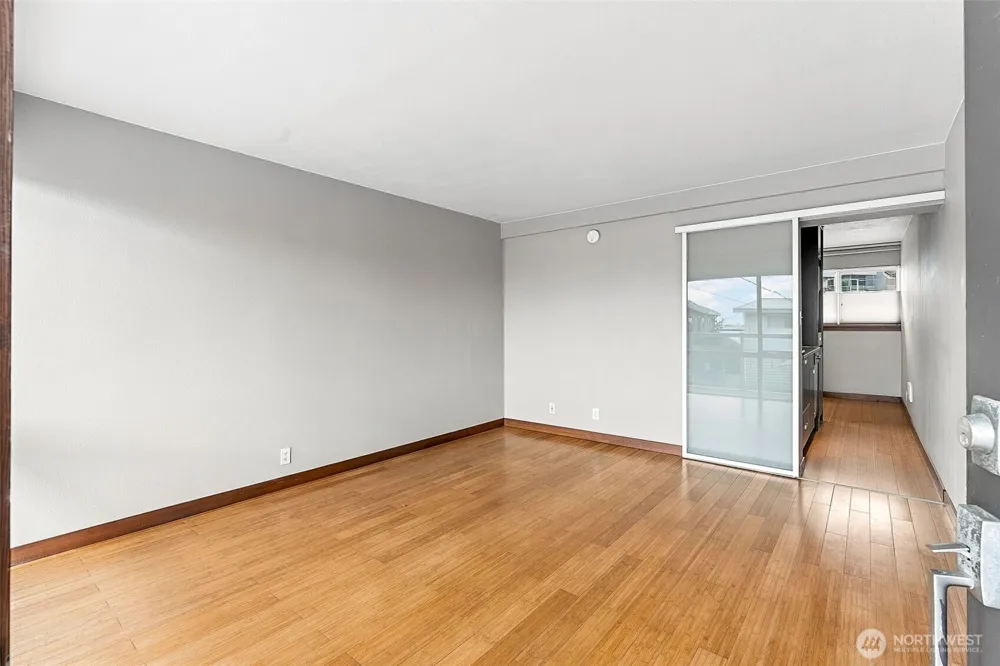 3151 Alki Avenue SW #11 Seattle, WA 98116