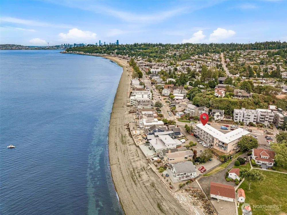 3151 Alki Avenue SW #11 Seattle, WA 98116