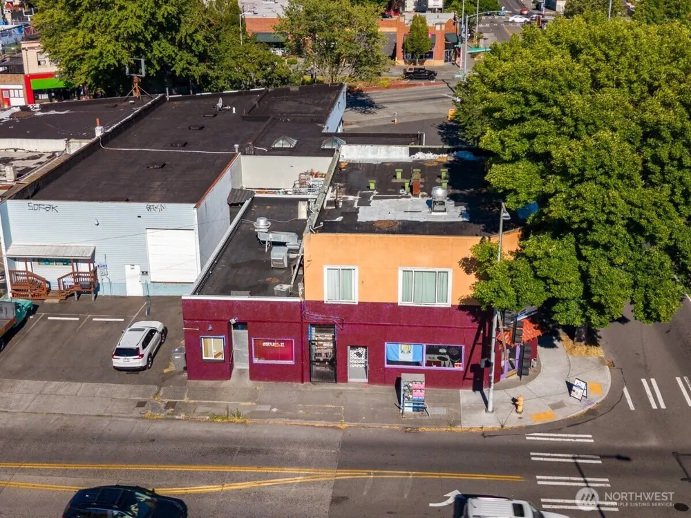 1620 SW Roxbury Street Seattle, WA 98106