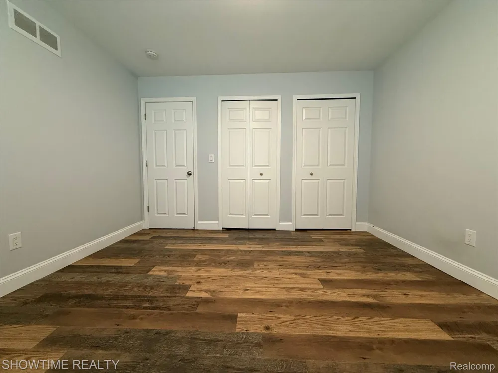 3740 MERRIMAC DRIVE Sterling Heights City, MI 48310
