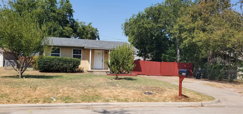 935 Powell Road Mesquite, TX 75149