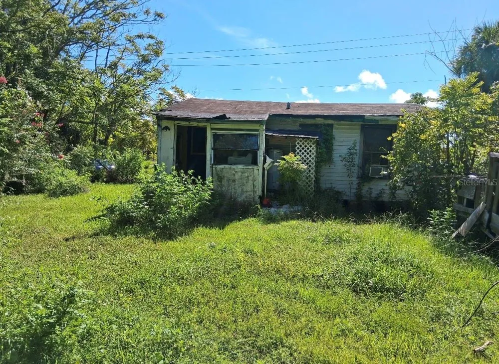438 STATE ROAD 415 Osteen, FL 32764