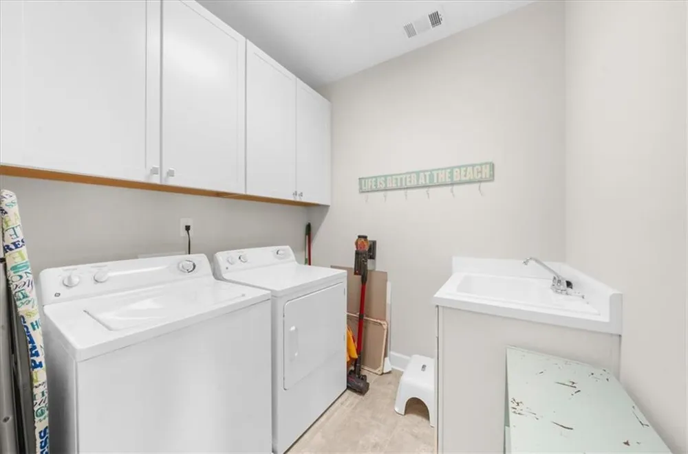3846 English Oak Drive SW Gainesville, GA 30504