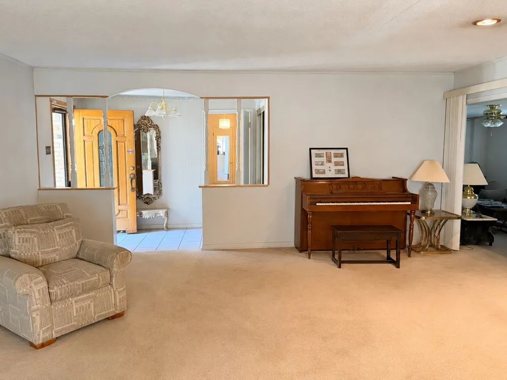 921 Medalist Drive Dallas, TX 75232