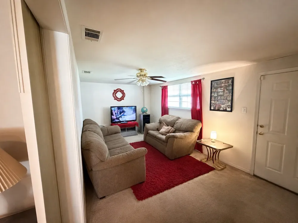 921 Medalist Drive Dallas, TX 75232