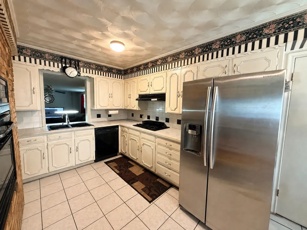 921 Medalist Drive Dallas, TX 75232