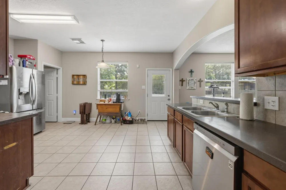 1123 Wiley Drive Magnolia, TX 77354