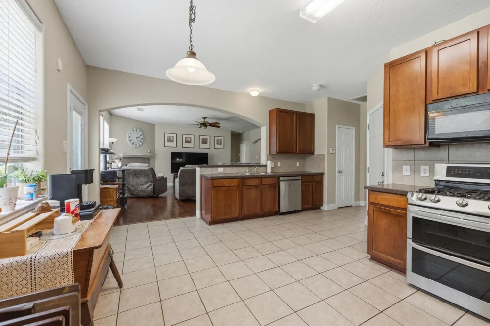 1123 Wiley Drive Magnolia, TX 77354