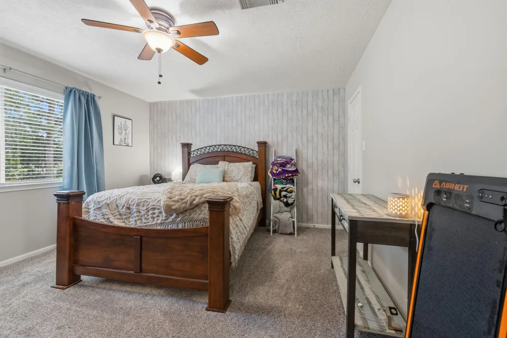 1123 Wiley Drive Magnolia, TX 77354