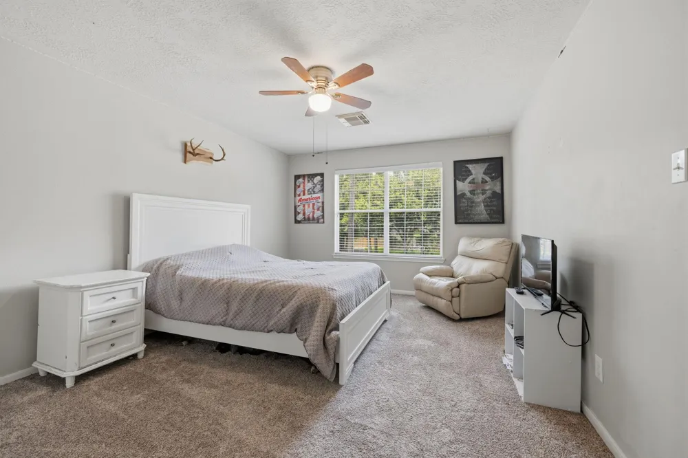 1123 Wiley Drive Magnolia, TX 77354