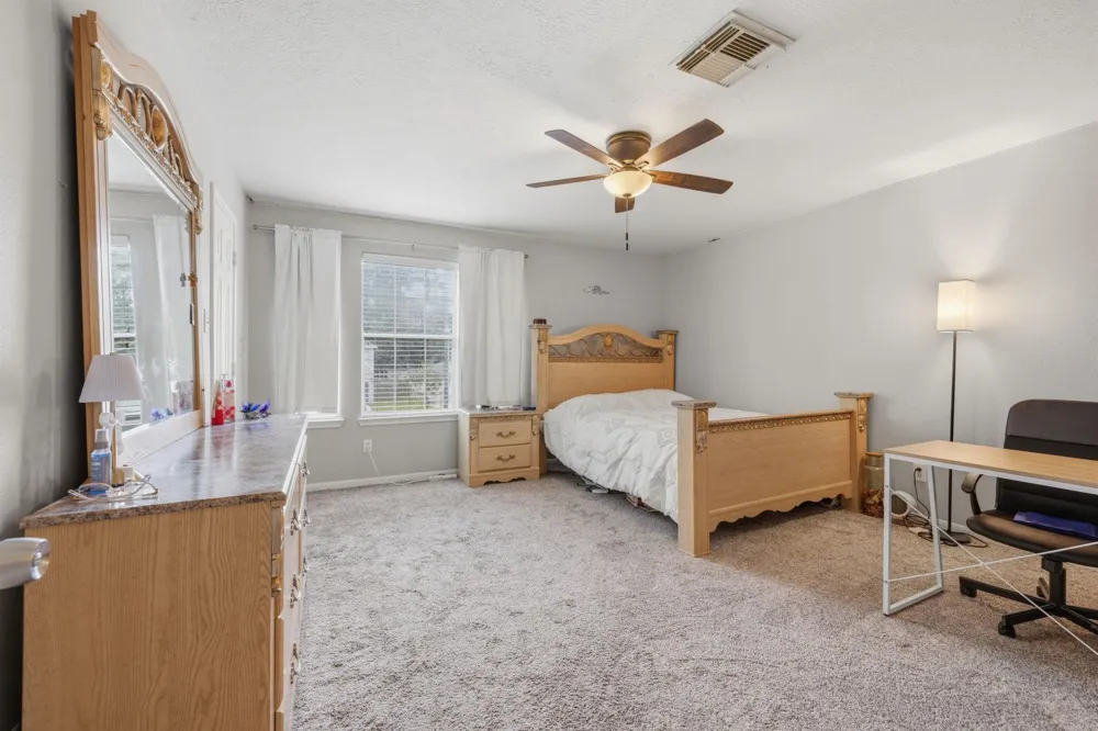 1123 Wiley Drive Magnolia, TX 77354