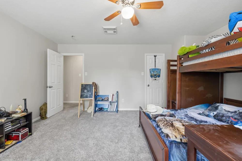 1123 Wiley Drive Magnolia, TX 77354