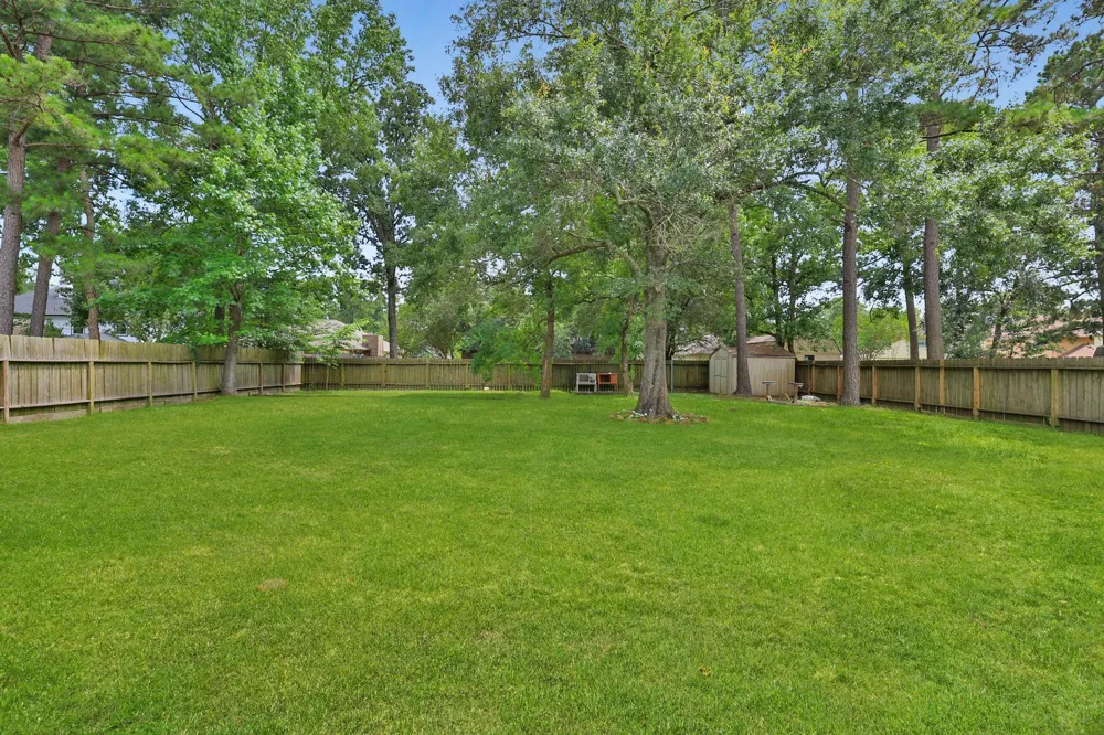 1123 Wiley Drive Magnolia, TX 77354