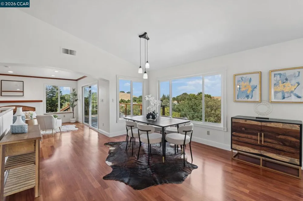 61 St. Thomas Ln Pleasant Hill, CA 94523