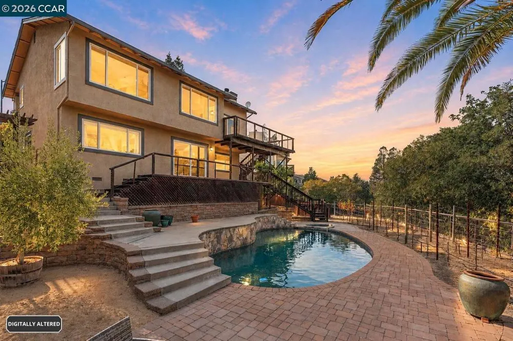 61 St. Thomas Ln Pleasant Hill, CA 94523