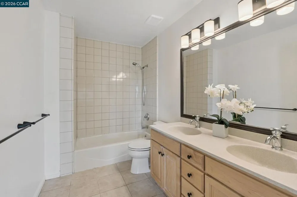 61 St. Thomas Ln Pleasant Hill, CA 94523